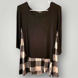 HEIMISH USA Black and White Plaid Tunic
